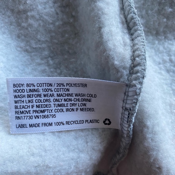 Circo sweater 4T - Picture 9 of 9